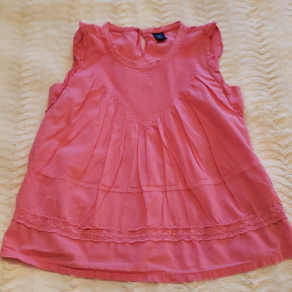 Gap kids pink vintage style ruffle lace and pleats